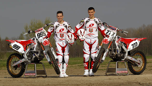 
 Rui Gonalves & Evgeny Bobryshev Honda CRF450R 
 Photo by Sarah Gutierrez 
 Photo courtesy Honda Pro Racing 
